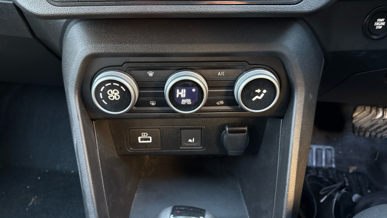 Dacia Jogger 1.6 HEV Extreme 5dr Auto Hybrid Estate